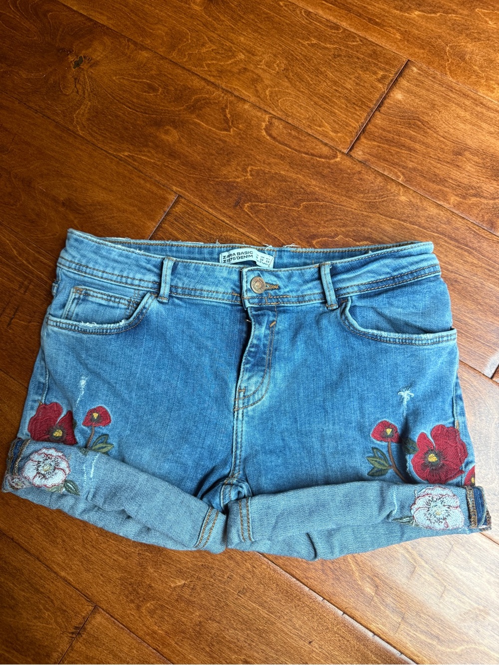 Embroidered Floral Denim Shorts - Blue